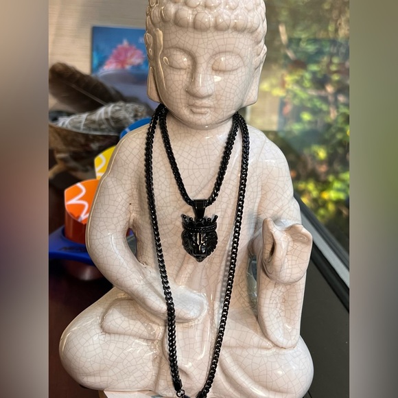 Men’ Chain with Lion Pendant - Picture 2 of 11